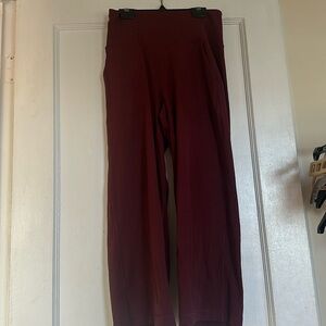 Lululemon high rise wide leg pant (crop) in Merlot